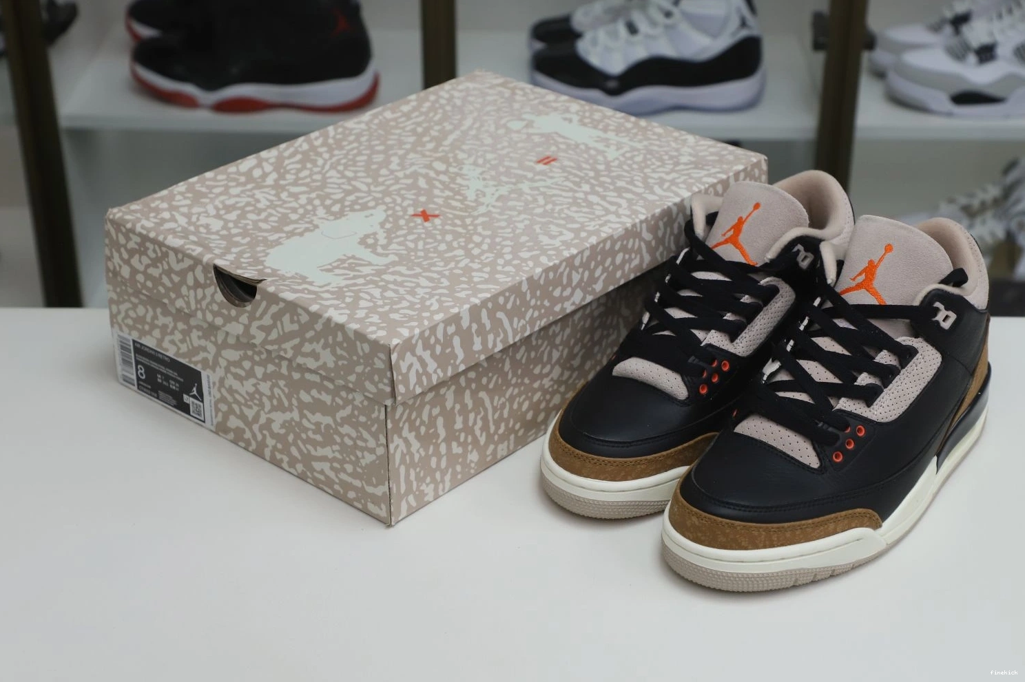 AIR CT8532 CEMENT JORDAN DESERT 3 0726